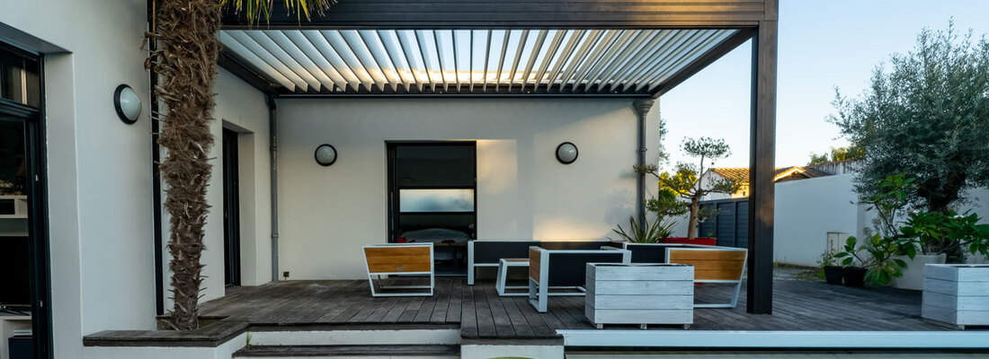 Spring in the Garden Only with a Pergola from Knall: Discover the Secrets of an Unparalleled Space