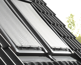 RoofLITE+ MUA kézi kültéri napellenző
