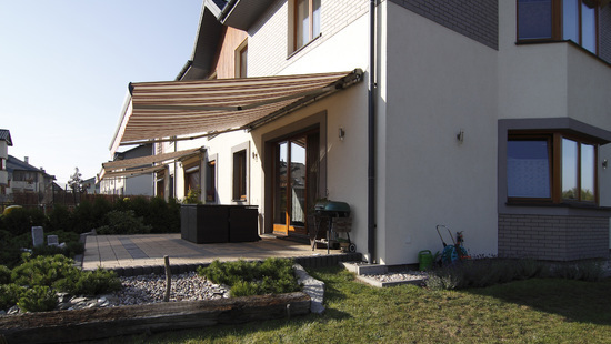 Elektromos napellenzők